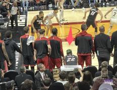 28圈-巴特勒迎来十五赛季高光表现，公牛球迷沸腾！的简单介绍