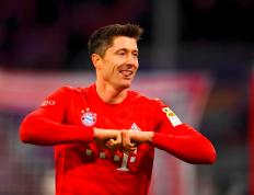 28圈娱乐-莱万多夫斯基新星爆冷表现突出，勇士前途光明！气势如虹延续(莱万多夫斯基加盟巴萨)