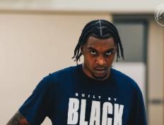 28圈体育-关于明尼苏达森林狼训练开放日；集结日防线松动引观众欢呼；意甲在即；控场能力成焦点的信息